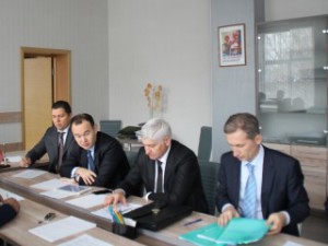 Директор Департамента Минпромторга провел рабочую встречу с руководителями компаний легкой промышленности Алтайского края